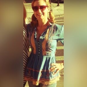 Plenty by Tracy Reese Blue and Cream Embroidered Women's Top